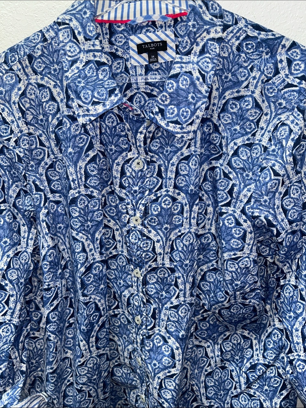 Talbots Plus Blue Ivory Print Long-Sleeve Button-Down Shirt Plus sz 3X in EUC